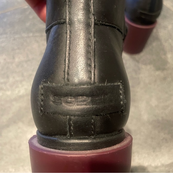 Platform Sorel boots from Anthropologie - Picture 3 of 6